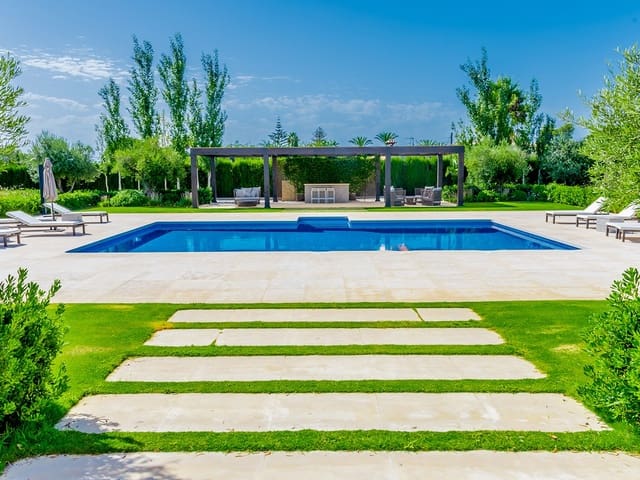 Image No.2-Villa de 6 chambres à vendre à Guadalmina