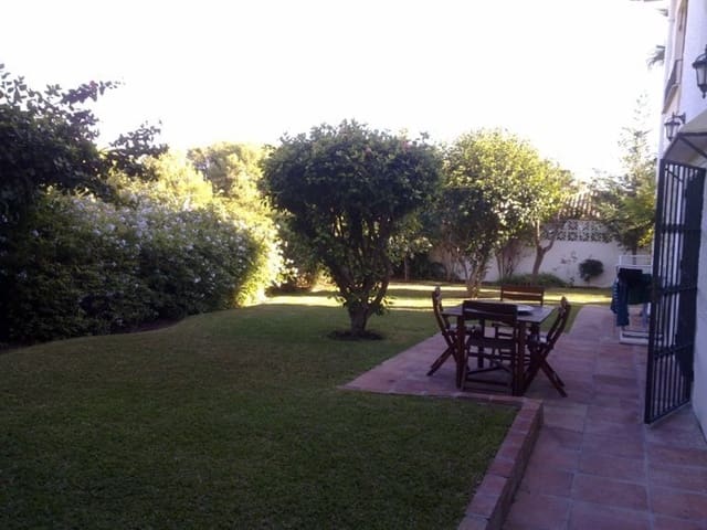 Image No.2-7 Bed Villa for sale