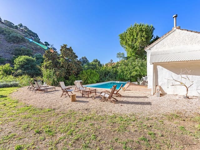 Image No.27-4 Bed Country House for sale
