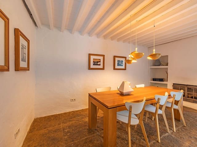 Image No.41-4 Bed Country House for sale