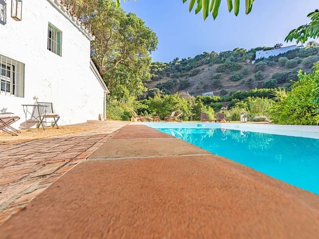 Image No.7-4 Bed Country House for sale
