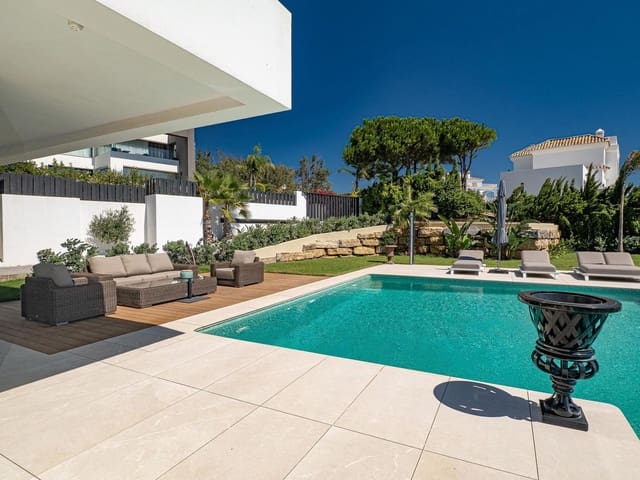 Image No.9-4 Bed Villa for sale