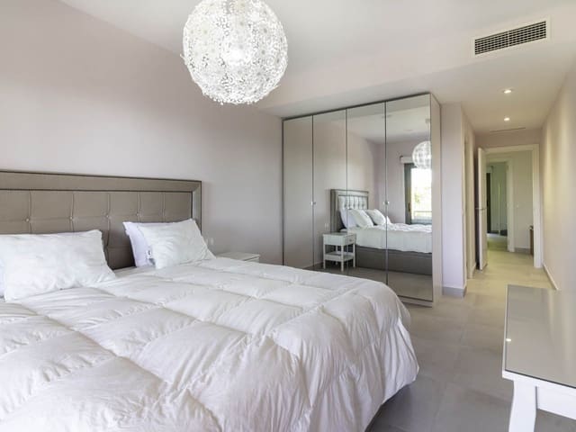 Image No.12-3 Bed Apartment for sale