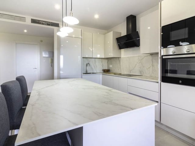 Image No.8-3 Bed Apartment for sale
