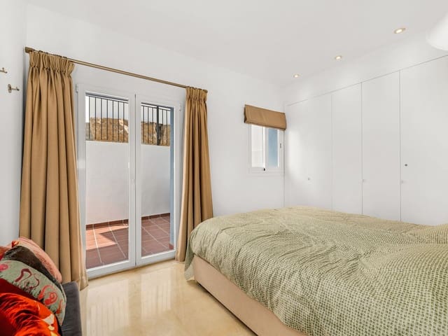 Image No.16-3 Bed Apartment for sale
