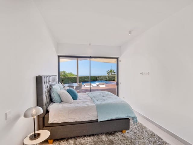 Image No.15-5 Bed Villa for sale