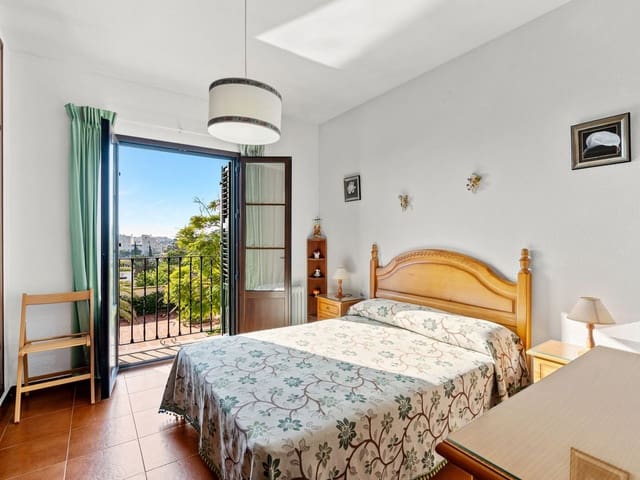Image No.14-5 Bed Villa for sale