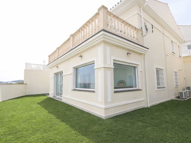 Image No.5-Villa de 3 chambres à vendre à Malaga