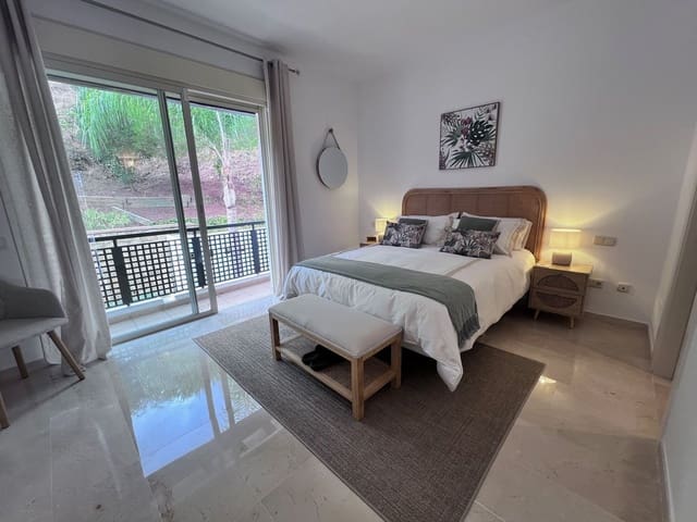 Image No.19-2 Bed Townhouse for sale
