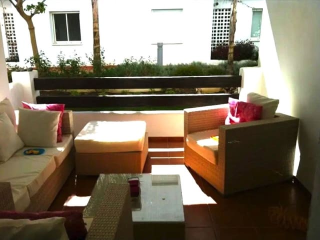 Image No.2-Appartement de 2 chambres à vendre à Estepona