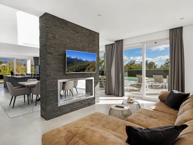 Image No.8-4 Bed Villa for sale