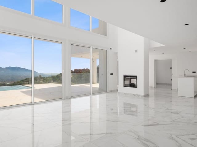 Image No.5-4 Bed Villa for sale