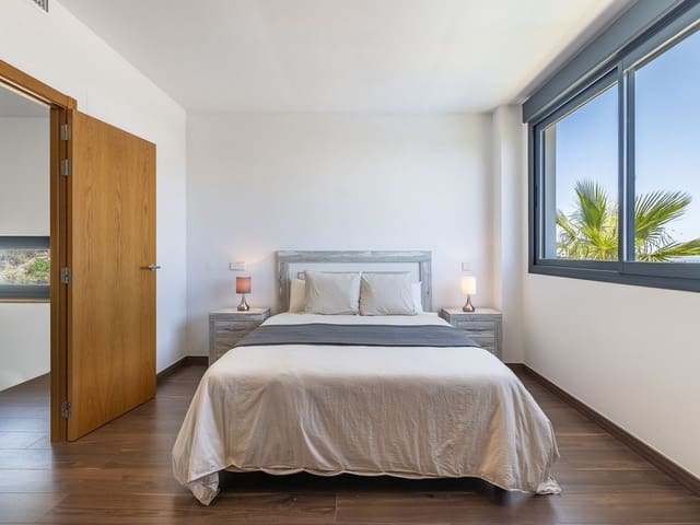 Image No.16-4 Bed Villa for sale