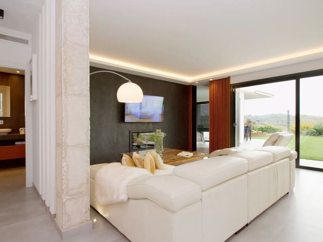 Image No.5-3 Bed Villa for sale