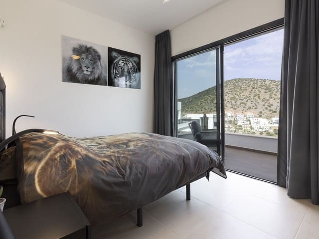 Image No.17-4 Bed Villa for sale