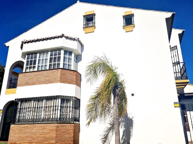 Image No.2-Maison de ville de 4 chambres à vendre à Mijas Golf