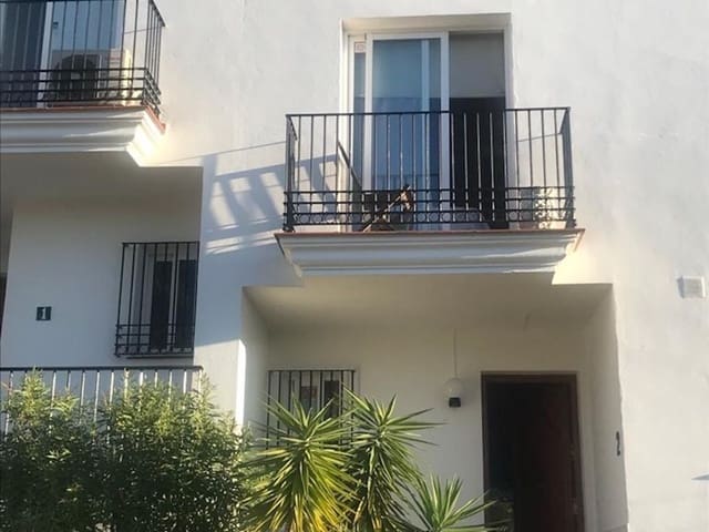 Image No.2-3 Bed Townhouse for sale