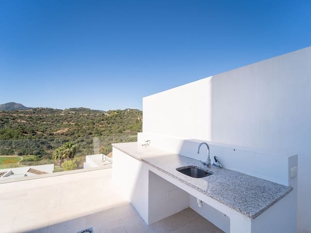 Image No.10-6 Bed Villa for sale