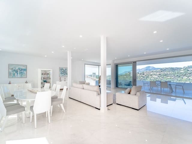 Image No.21-6 Bed Villa for sale