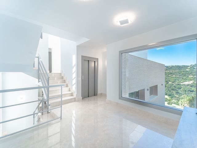 Image No.27-6 Bed Villa for sale