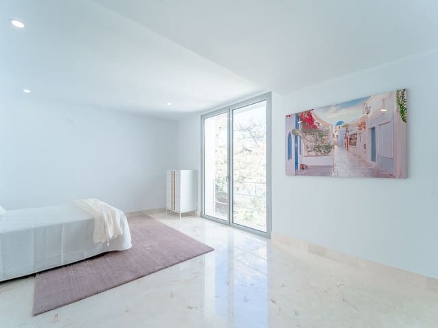 Image No.33-6 Bed Villa for sale