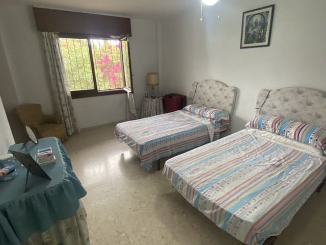 Image No.30-3 Bed Villa for sale