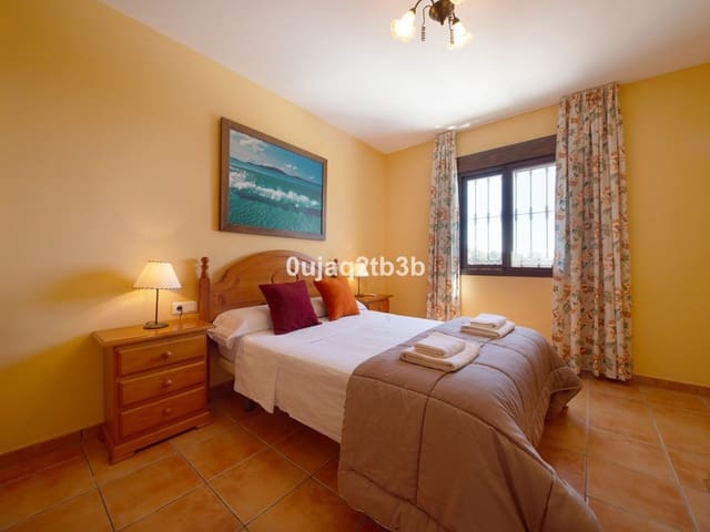 Image No.15-6 Bed Villa for sale