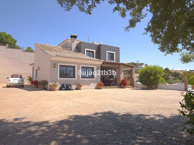 Image No.8-6 Bed Villa for sale