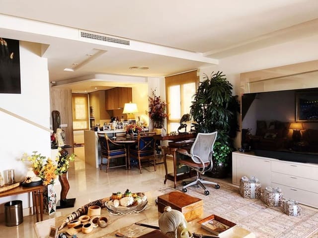 Image No.7-2 Bed Townhouse for sale