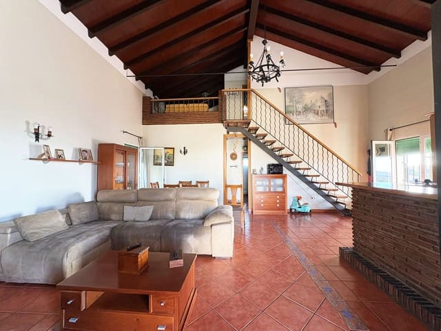 Image No.8-3 Bed Villa for sale