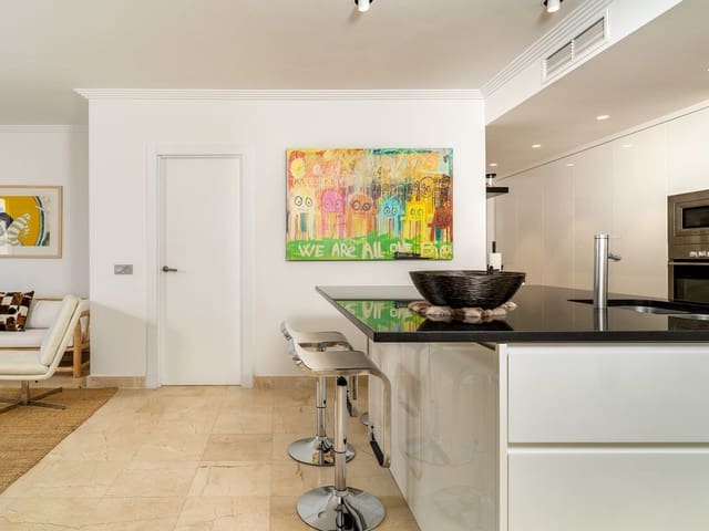 Image No.11-3 Bed Apartment for sale