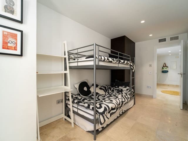 Image No.14-3 Bed Apartment for sale