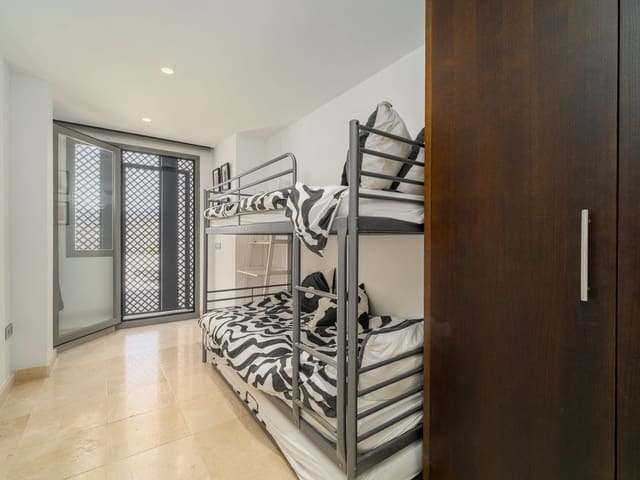 Image No.15-3 Bed Apartment for sale