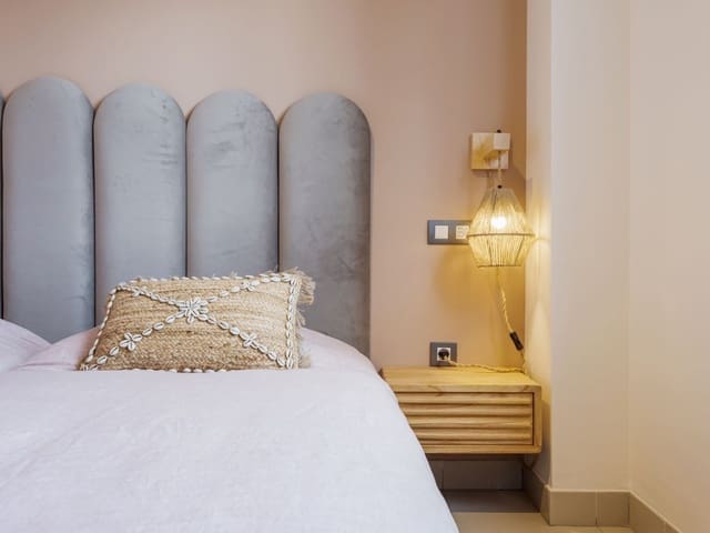 Image No.17-2 Bed Apartment for sale