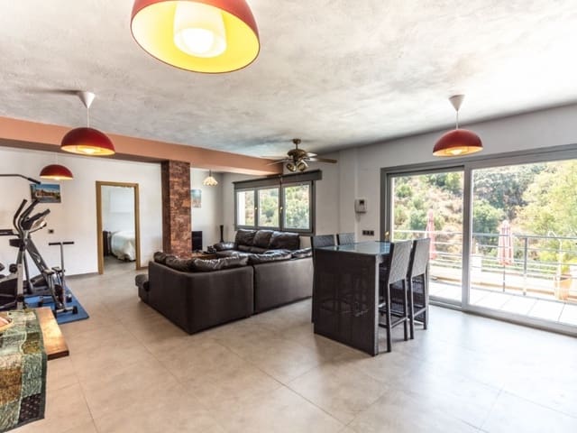 Image No.17-5 Bed Villa for sale