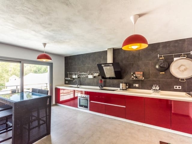 Image No.25-5 Bed Villa for sale