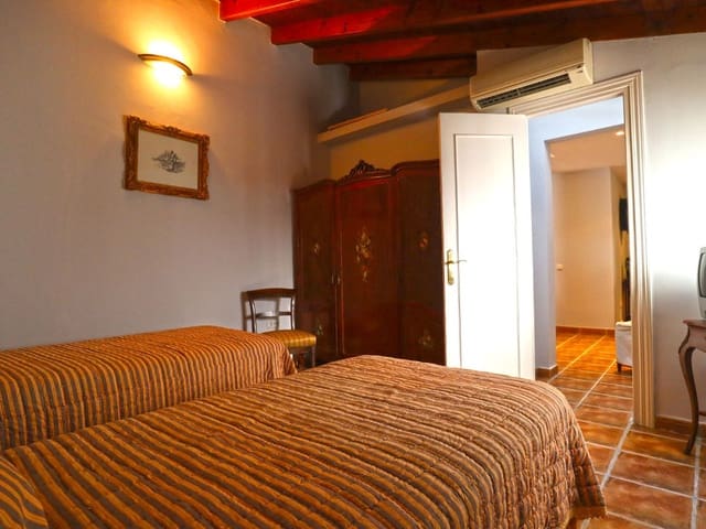 Image No.21-2 Bed Apartment for sale