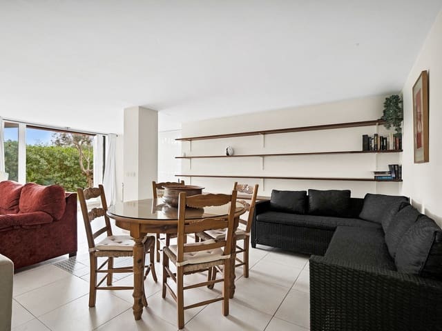 Image No.20-6 Bed Villa for sale