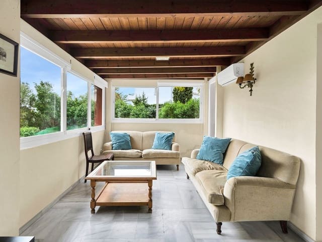 Image No.26-6 Bed Villa for sale