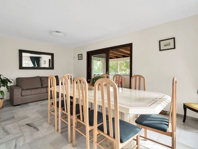 Image No.29-6 Bed Villa for sale