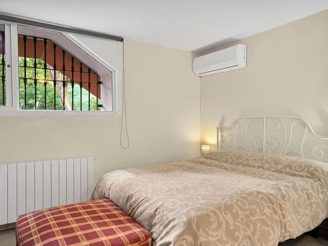Image No.34-6 Bed Villa for sale