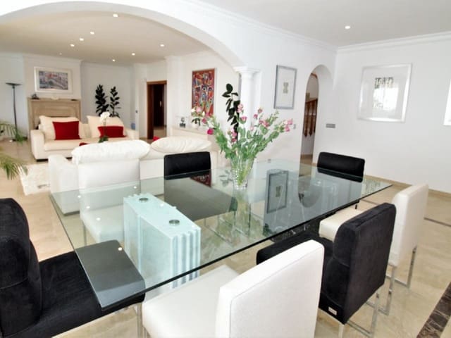 Image No.16-10 Bed Villa for sale