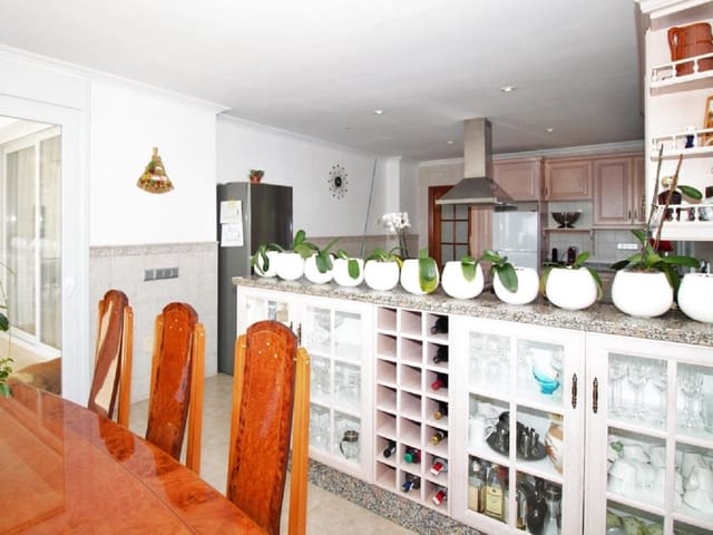 Image No.23-10 Bed Villa for sale