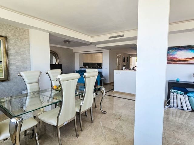 Image No.9-4 Bed Townhouse for sale