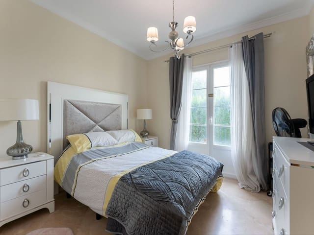 Image No.11-3 Bed Villa for sale