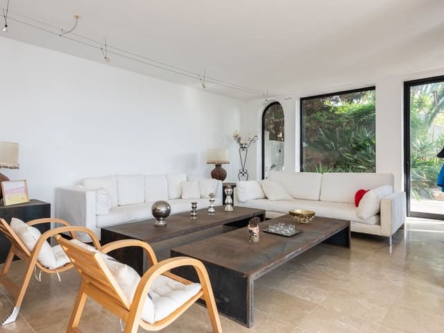 Image No.5-3 Bed Villa for sale