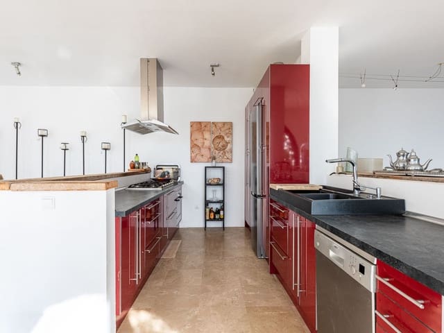 Image No.9-3 Bed Villa for sale