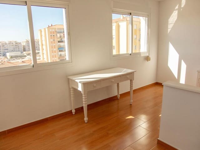 Image No.4-4 Bed Apartment for sale