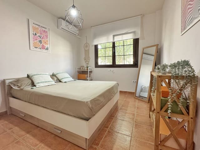 Image No.12-3 Bed Villa for sale