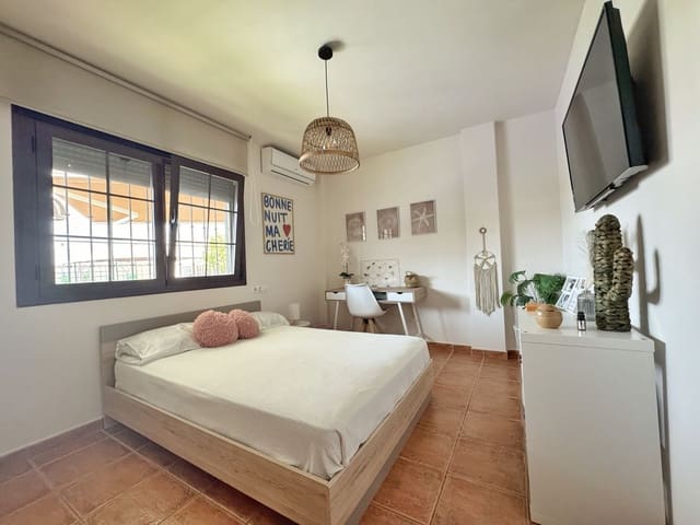 Image No.14-3 Bed Villa for sale
